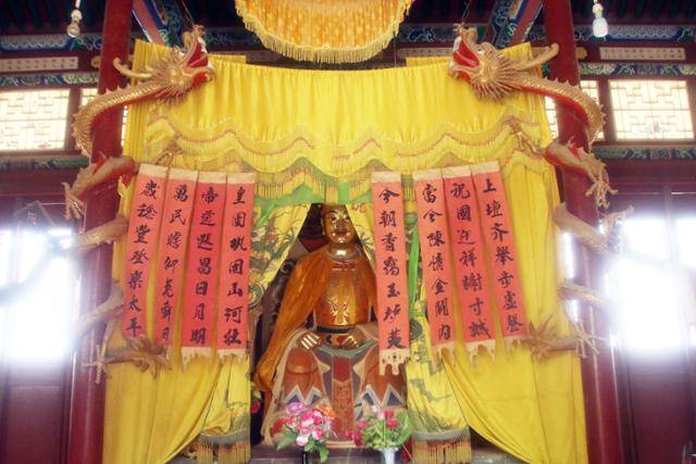 청성고진 성황묘 성황신. ⓒ최종명