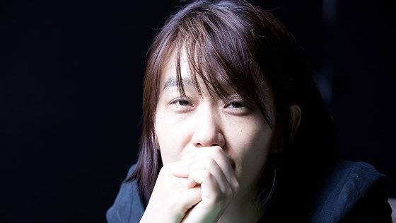 노벨문학상을 받은 한강 작가는 소설을 쓸 때 ‘충전’을 위해 매일 ‘읽기’와 ‘걷기’를 반복한다. 중앙포토