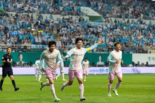 자선축구대회 참가한 임영웅 [물고기뮤직 제공]