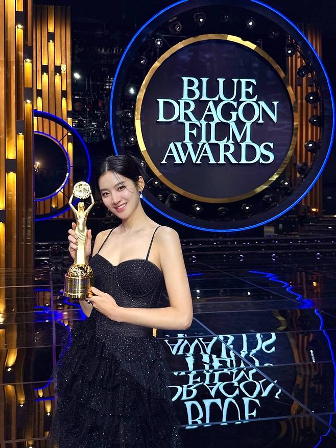 박주현. 935엔터테인먼트