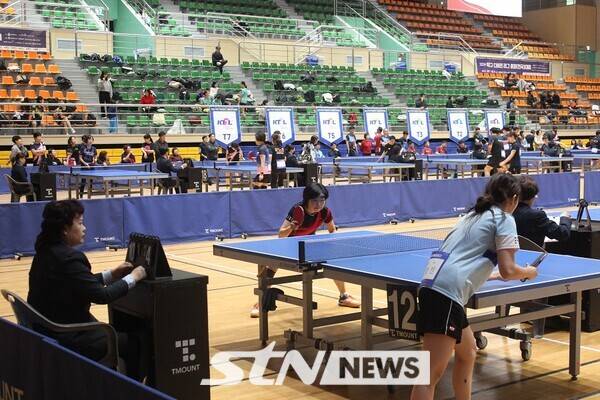 1일 충남 당진실내체육관에서 열린 2024 탁구 디비전리그 종합대회 현장 모습. 당진=사진┃김태일 기자
