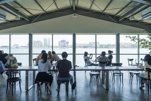 칠성조선소 카페