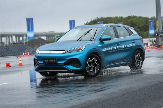 BYD's Atto 3 compact SUV runs on a track in Shenzhen, China. [BYD KOREA]