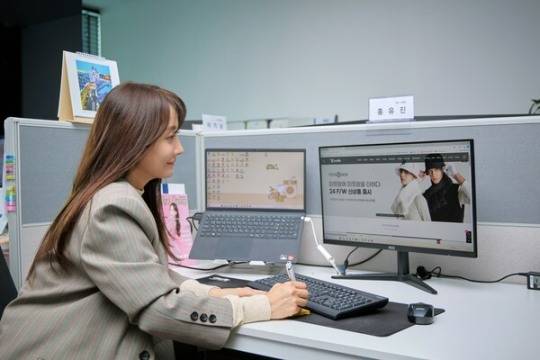 엑스넬스코리아 홍유진 이사로 살아가는 배우 사강. 사진_박광희