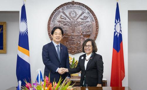 라이칭더 대만 총통과 힐다 하이네 마셜제도 대통령(왼쪽부터) [대만 총통부 캡처. 재판매 및 DB 금지]