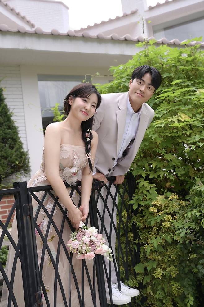 KT 내야수 천성호가 21일 김나은 씨를 신부로 맞아 결혼식을 올린다. 사진 | KT 위즈