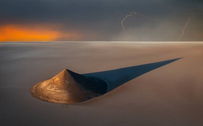 원뿔 모양의 화산 '코노 데 아리타' /이그내시오 팰러시어스/2024 International Landscape Photographer of the Year