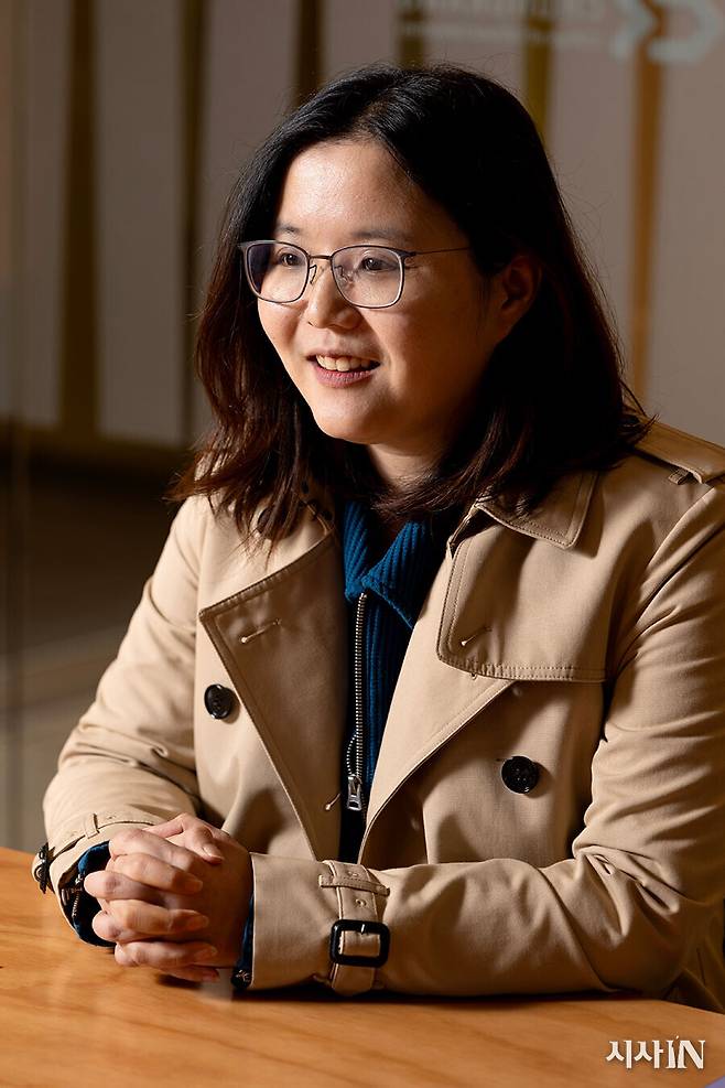 문아름 교수는 “교육을 통해 학생들이 ‘어떻게’ 이야기할지 가르쳐줄 수 있다”라고 말했다.ⓒ시사IN 박미소