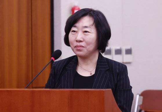 더불어민주당이 헌법재판관으로 추천한 정계선 서울서부지방법원장. 뉴스1