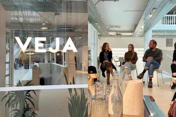 감각적인 쇼룸으로 구성된 본사 라운지에서 세바스티앙 코프 및 관계자와 만났다. 사진 이소진 기자