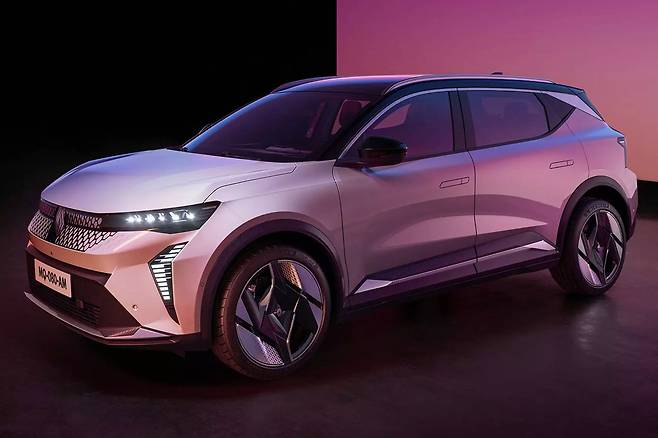 르노 세닉 전측면