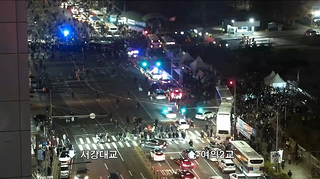 카카오맵 내 CCTV 서비스가 제공하는 지난 4일 새벽 1시께 국회 앞 모습. [독자 제공]