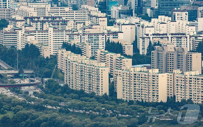 사진은 19일 오후 서울 강남구 압구정 현대아파트 단지의 모습. 2024.9.19/뉴스1 ⓒ News1 이재명 기자