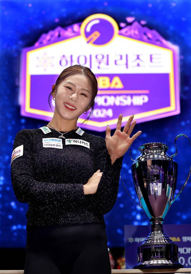 프로당구 LPBA에서 5연속 우승이라는 대기록을 수립한 ‘당구여제’ 김가영. 사진=PBA 사무국