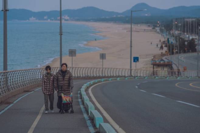 영화 '아침바다 갈매기는' 스틸컷 / 사진출처. 네이버영화