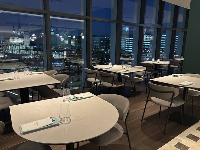 머큐어서울마곡 6층 식음업장 모아이스. 사진=황소영 기자