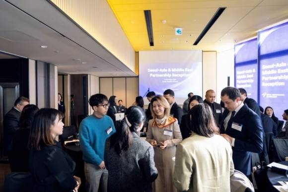 지난 11일 종로구 새문안로 일대 포시즌스호텔 10층 가람 홀에서 개최한 ‘서남아·중앙아·중동지역 외교관 초청 서울시 정책설명회’에 참석한 아이수루 의원