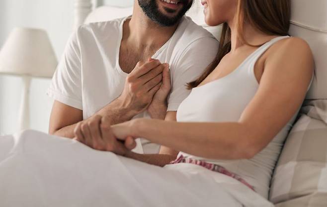 영국 행동중독 교수는 가장 충격적인 성적 페티시즘 3가지로 에프록토필리아, 다크리필리아, 살리로필리아가 있다고 말했다./사진=게티이미지뱅크