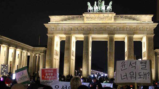 [자료사진: 연합뉴스 제공]