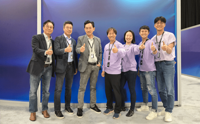 이테크시스템과 업스테이지가 MOU를 체결했다. (사진=이테크시스템)