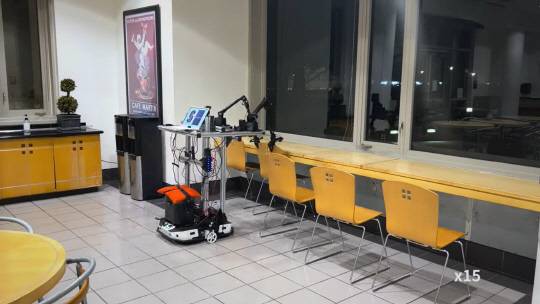 미 스탠포드대와 구글 딥마인드의 알로하 프로젝트 영상 캡쳐. 로봇팔이 의좌를 자연스럽게 집어넣고 있다.  스탠포드대 유튜브 영상 캡쳐