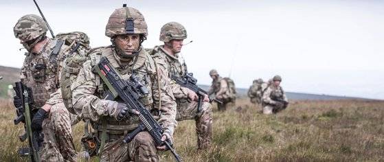 역대 최소 규모로 능력이 제한되고 있다는 우려가 일고 있는 영국군. 영국 국방부