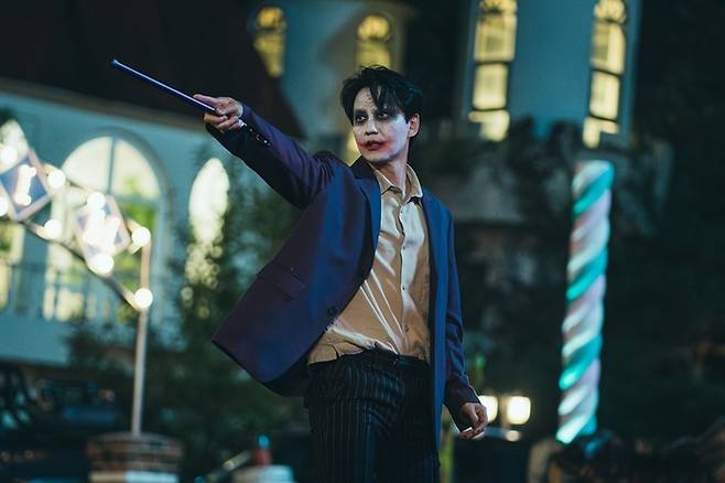 SBS 금토극 ‘열혈사제 2’ 한 장면. 사진 SBS