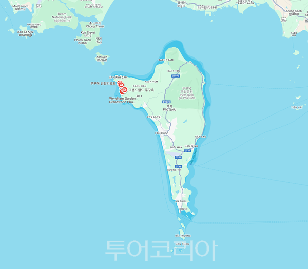 푸꾸옥 북부, 빈원더스, 그랜드월드 위치