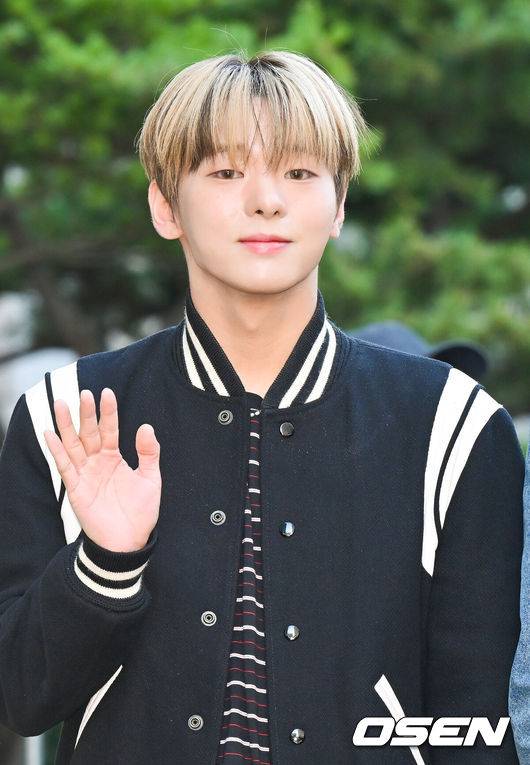 [OSEN=박준형 기자]  4일 오전 서울 여의도 KBS 신관에서 ‘KBS 2TV '생방송 뮤직뱅크(이하 뮤뱅) 녹화가 진행됐다.이날 뮤직뱅크에는 3piece(쓰리피스),FIFTY FIFTY,P1Harmony,Pagaehun(박태훈),SUPER JUNIOR-D&E,TIOT(티아이오티),VANNER(배너),WHIB,XODIAC (소디엑),YENA(최예나),NCT WISH김희진,더윈드 (The Wind),미미로즈,어센트(ASC2NT),이창섭,키 (KEY),문상민 X 민주 등이 무대를 펼친다.그룹 배너 멤버 혜성이 포즈를 취하고 있다. 2024.10.04 / soul1014@osen.co.kr