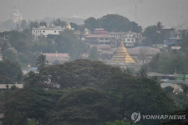 태국에서 바라본 미얀마 미야와디 [AFP 연합뉴스 자료사진. 재판매 및 DB 금지]