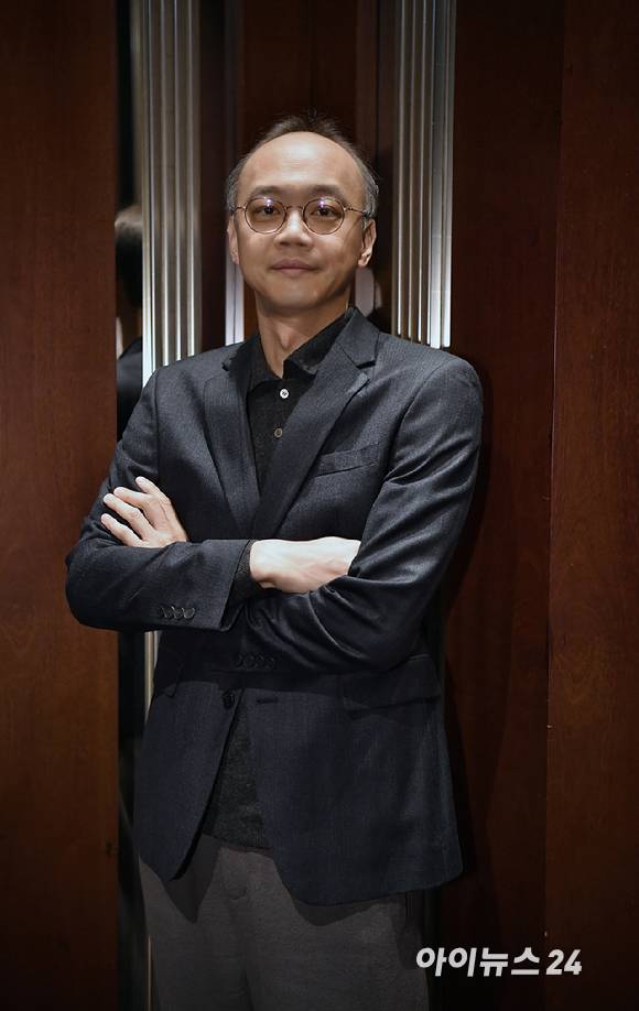 제5회 아이뉴스24 D·N·A 혁신상에서 DNA포용상을 받은 DNA혁신대상을 받은 (주)야놀자의 장정식 CTO가 18일 서울 용산구 한남동 그랜드하얏트서울에서 열린 시상식에 앞서 인터뷰를 갖고 있다. [사진=곽영래 기자]