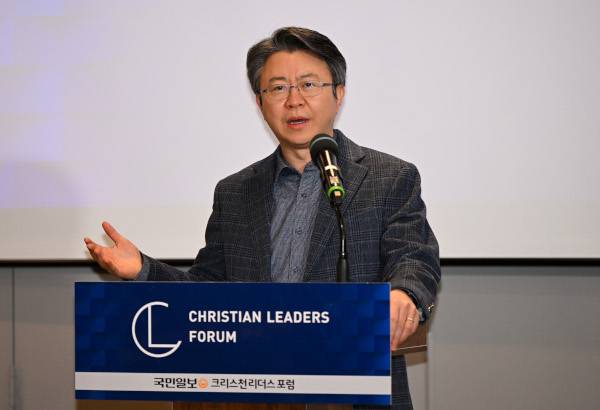 ‘성령이 이끄시는 리더’를 주제로 말씀을 전한 황덕영 새중앙교회 목사. 신석현 포토그래퍼