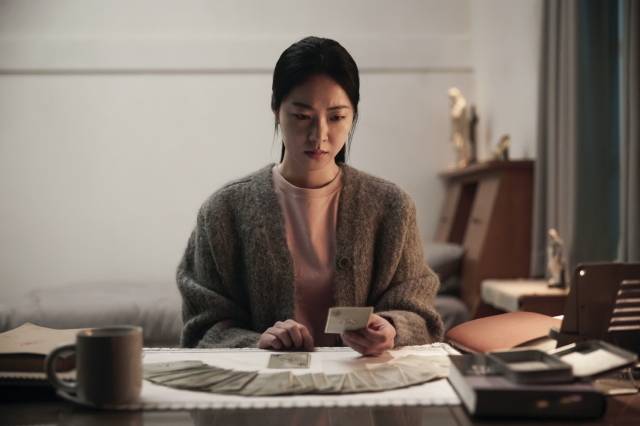 '검은 수녀들' 전여빈 / NEW