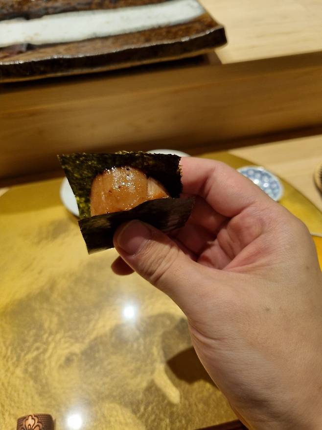 20241214_192521.jpg 교대역 스시집 윤슬