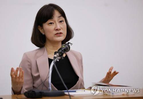 정아은 작가 [연합뉴스 자료사진]