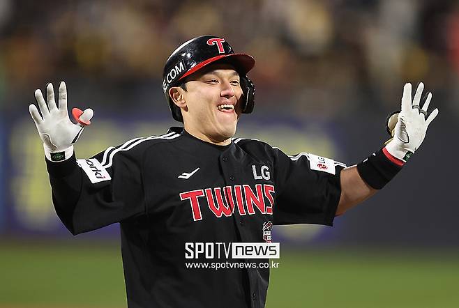 ▲ 박동원은 2023년 시즌을 앞두고 LG와 4년 계약을 맺었다. 연봉은 2023년 3억 원, 2024년 25억 원으로 차이가 컸다. ⓒ곽혜미 기자