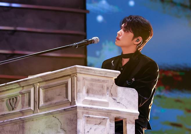 데이식스 원필 ‘2024 DAY6 Special Concert ‘The Present’’ (제공: JYP엔터테인먼트)