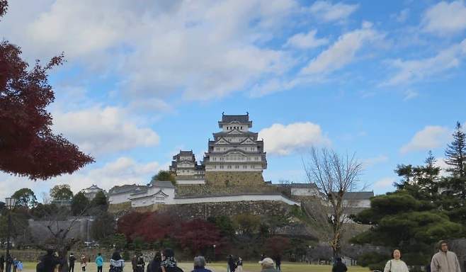 7fed8272b48069f351ee84e1478177730a4beb566e90a8adef3461cc9c77e3bf