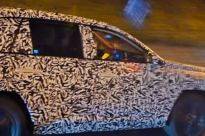 토요타 차세대 RAV4 스파이샷