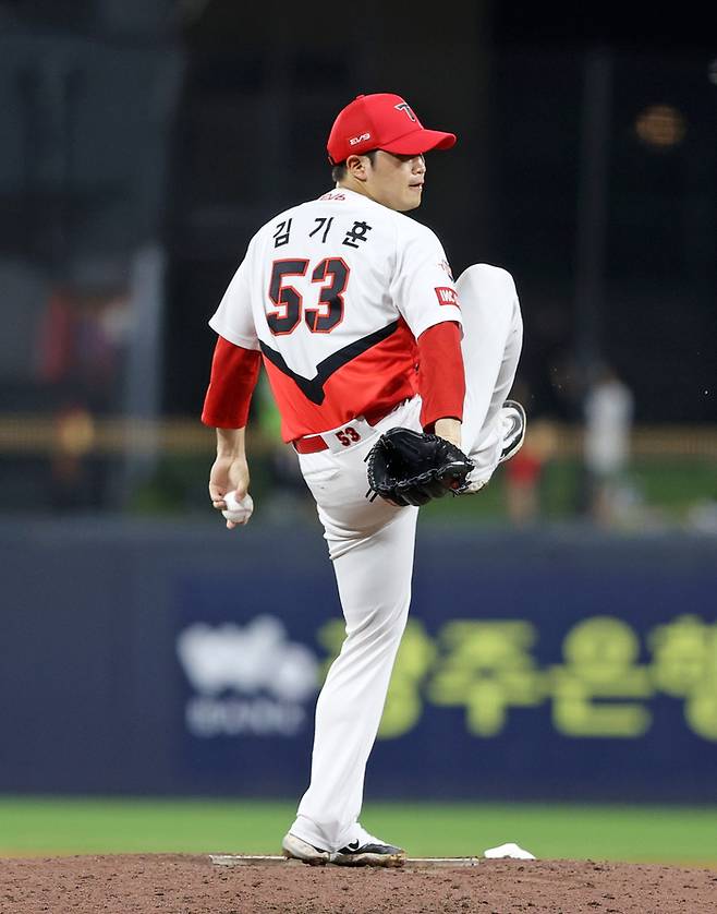 KIA 김기훈이 광주-기아 챔피언스 필드에서 열린 2024 KBO리그 롯데전에서 역투하고 있다. 사진 | KIA 타이거즈