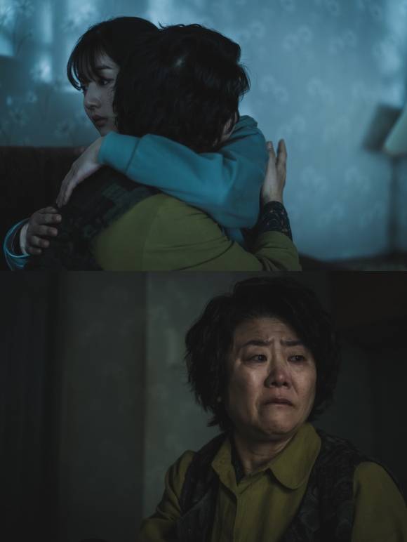 배우 신은수가 <더팩트>와 만나 디즈니+ 새 오리지널 시리즈 '조명가게' 관련 인터뷰를 진행했다. /월트디즈니 컴퍼니 코리아