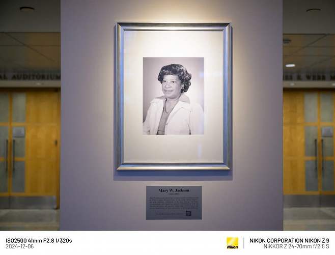 09e48900c68360f3239af3e1359c701ee89dd3ef30f264363bcf3fccb55077e32cea2367223967812b5beafff58ab2736334da186a