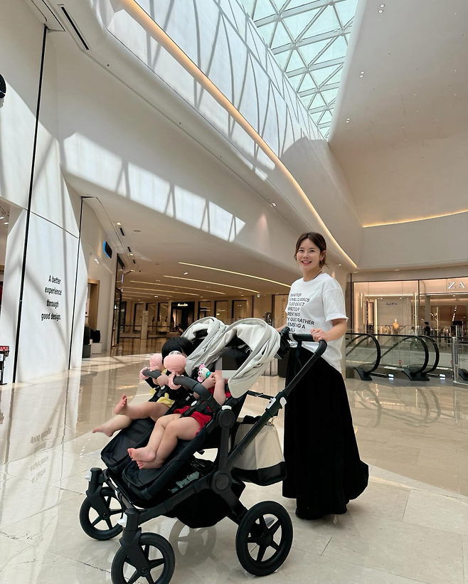 image.png 슛돌이누나와 강남1970로 유명한 배우 \'이연두\' 근황.JPEG