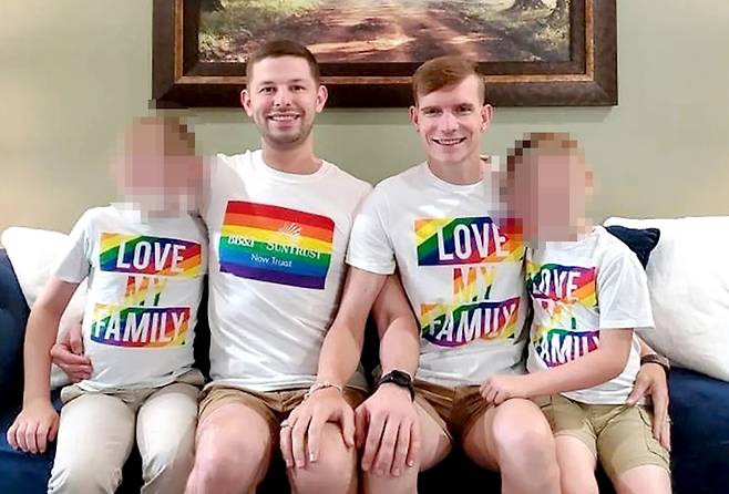 윌리엄 줄록과 재커리 줄록 부부 가족. 사진 인스타그램 캡처