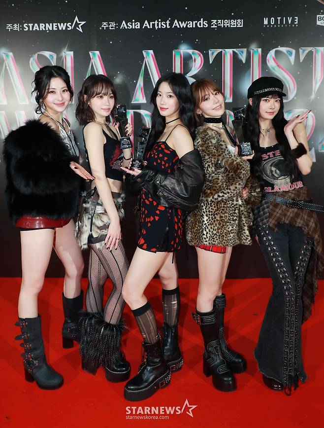 르세라핌, 2024 AAA 대상 포함 3관왕![★포토]