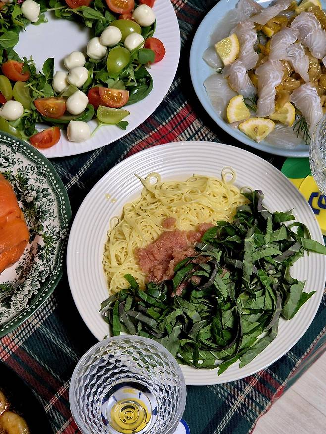 20241214_181918.jpg 미리메리크리스마스홈파티였던것