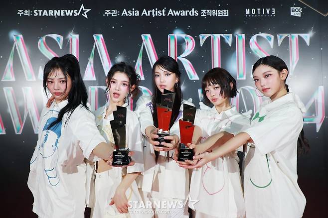 뉴진스, 2024 AAA 3관왕![★포토]