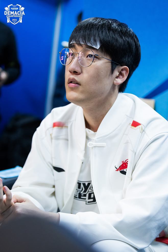 결승전 MVP에 선정된 '타잔' 이승용(사진=LPL)