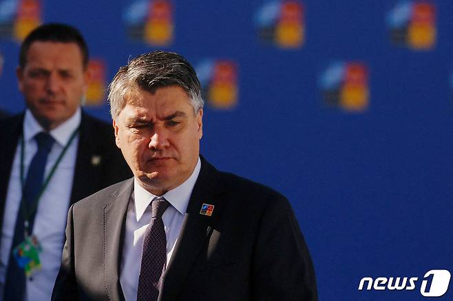 조란 밀라노비치 크로아티아 대통령이 지난해 6월30일(현지시간) 스페인 마드리드에서 열린 북대서양조약기구(NATO·나토) 정상회의에 참석하고 있다. 2022.06.30/뉴스1 ⓒ 로이터=뉴스1 ⓒ News1 김민수 기자