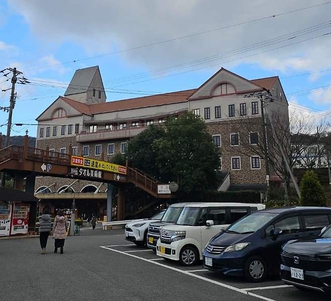 1ebec223e0dc2bae61abe9e74683706cbc08c4bc228bf97960ab758ce8a0a10ac48843bf98762332296116778551dc6f4142